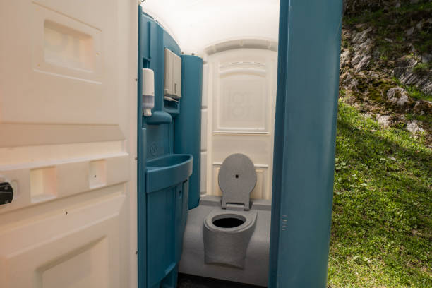 Best Portable toilet rental cost  in Brooklet, GA