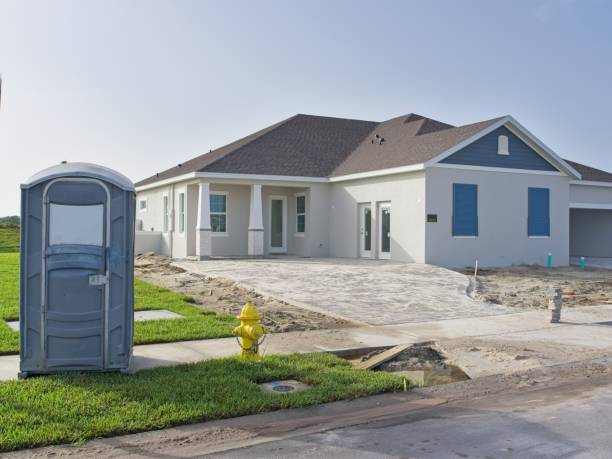 Portable Toilet Options We Offer in Brooklet, GA